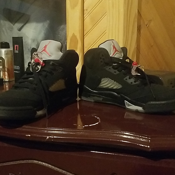 Air Jordan 5 OG BG 'Metallic' 2016 - Picture 4 of 5